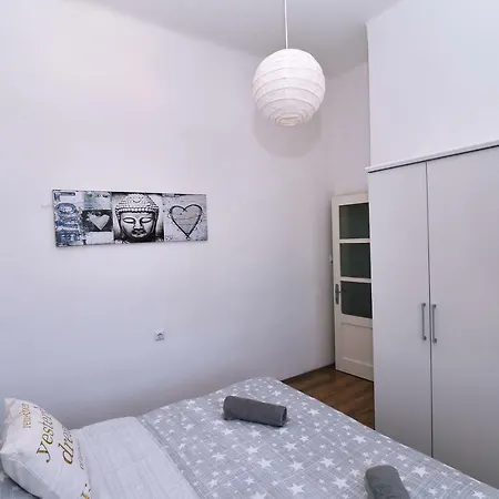 Apartment Donatella *