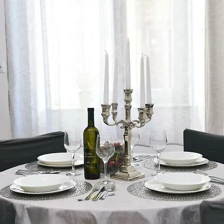 Apartment Donatella *